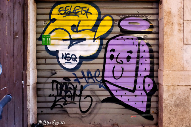 Roma. Rione Regola. Graffiti by Selet, Tadh-9864a
