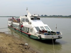 Riverboat RV Nmai Hka