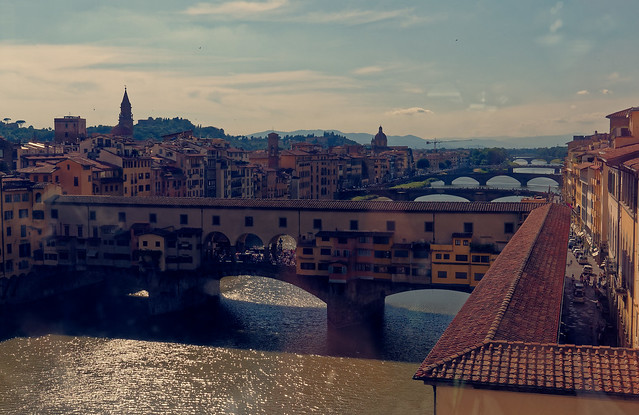 P6021218 Ponte Vecchio and beyond
