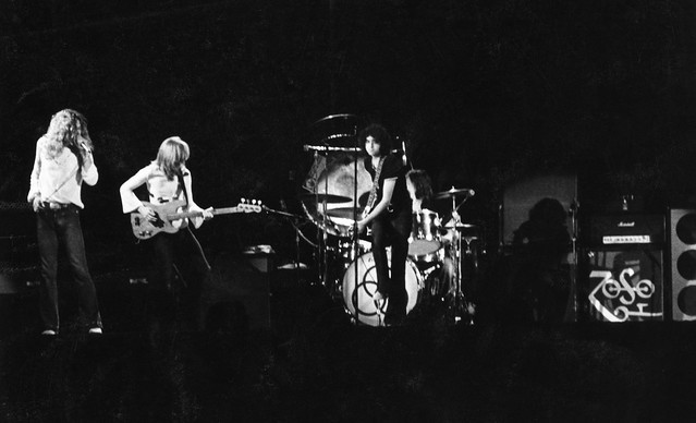 Led Zeppelin, Dazed and Confused, Madison Square Garden, New York, 1971