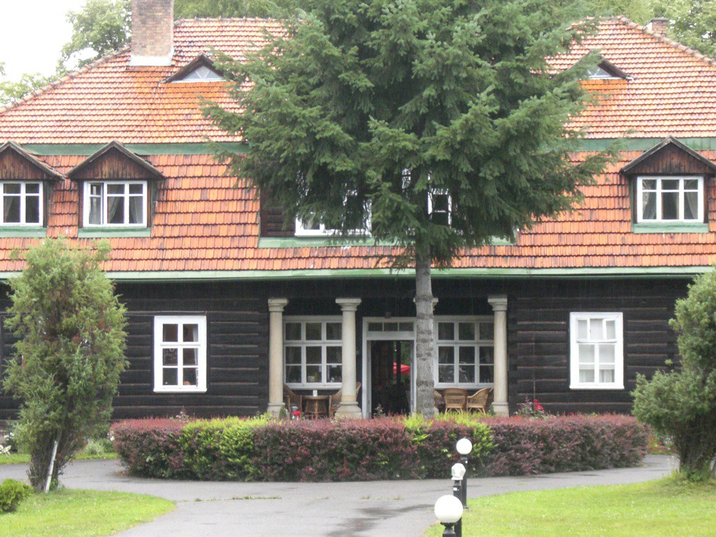 Bella Vita manor house