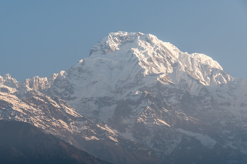 DSC09621 by jasonjlee, Day 2 of our hike in Annapurna Conservation Area (Ghandruk to Jhinu Danda to Landruk): Sunrise in Gh