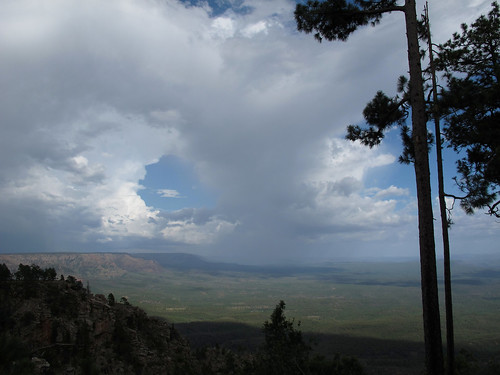 arizona wild landscape skyscape summerstorms view mogollonrim pronouncedmuggyown therim stormy weather storms cliffedge forest mountains viewpoint gnarlylandscape stormyweather monsoon2018 thunderstorms rain 100mileview vista summer sky coloradoplateau 7600ftelevation highcountry outinthewild nature southwest canonpowershotg12 pspx9 zoniedude1 earthnaturelife