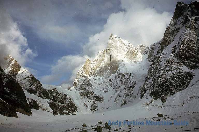 Cerro Kishtwat at 6100m is located in the north of India. It's a mountaineer's dream - pointy and perfect.