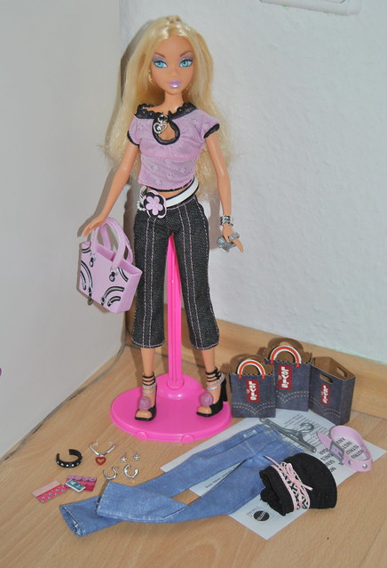 prins Gedehams Seaport My Scene Shopping Spree Barbie | My New My Scene Shopping Sp… | Flickr