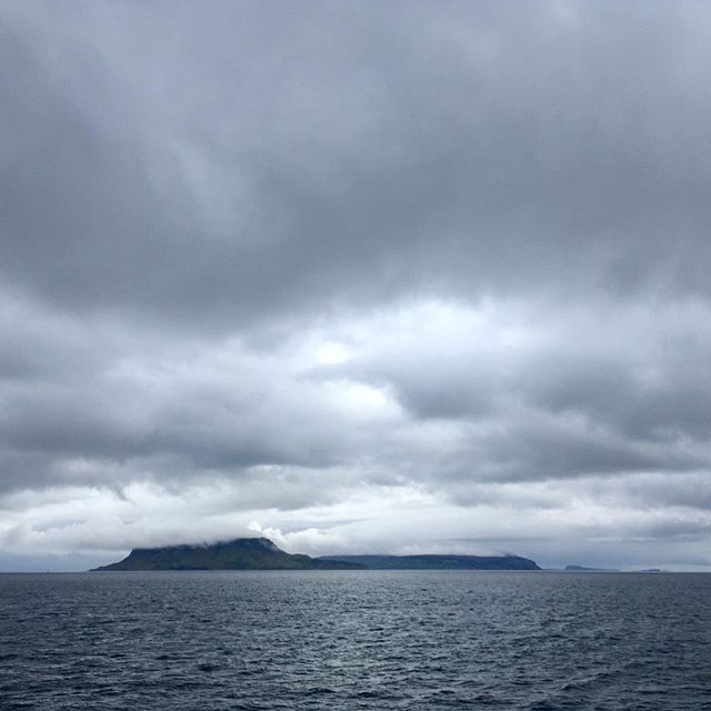 The isle of Eigg starboard #smallisles #scotland #homewardbound #viewsfromtheship #eigg #nofilter #cloudsareawesome