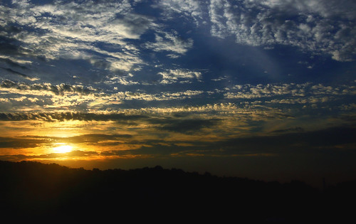 debmayamukherjee canon550d 1018mm sunrise dawn mumbai anushaktinagar sky cloudscape color