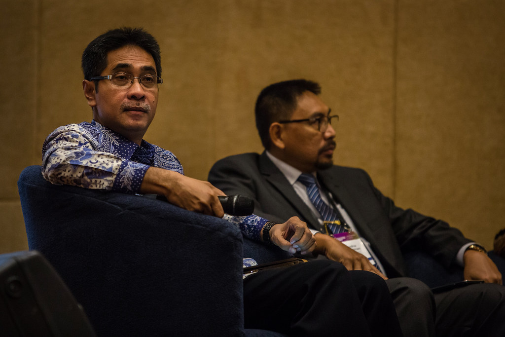 Dr. Agus Justianto, as Moderator during Parallel Session 1 "Restoration and Sustainable Management of Peatlands (Policy)" of 3rd Asia-Pacific Rainforest...