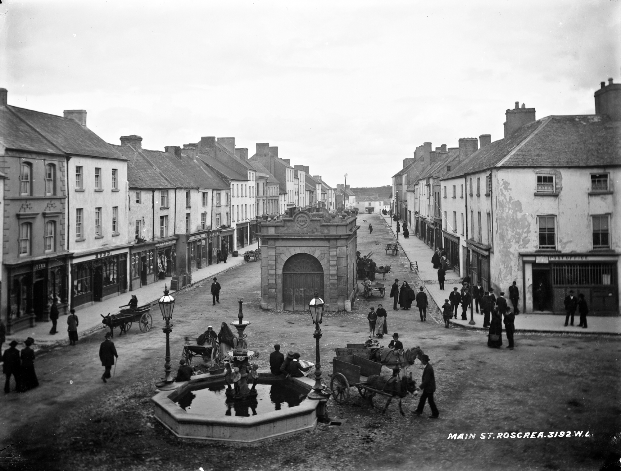A hive of activity - Main Street, Roscrea, Co. Tipperary
