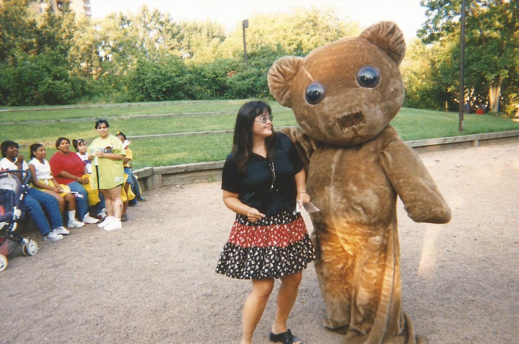 Mei and the Dancing Bear, 1998