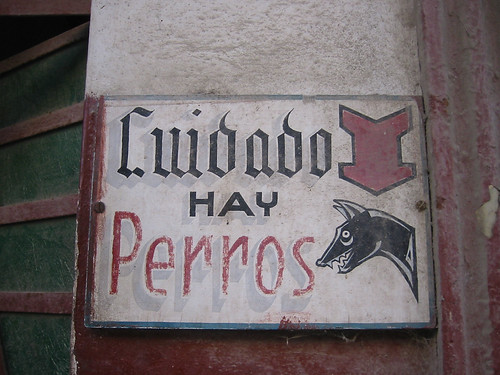 Cuidado hay perros | by Satanael