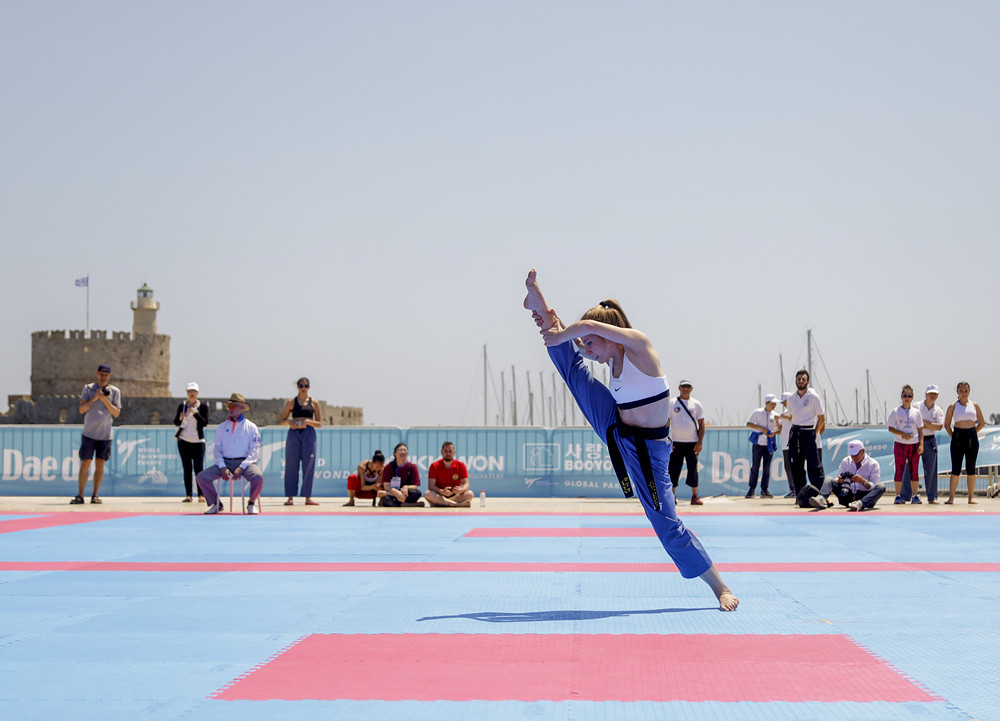 Корт тхэквондо. Chuncheon 2023 World Taekwondo Beach Championships. Taekwondo Court.