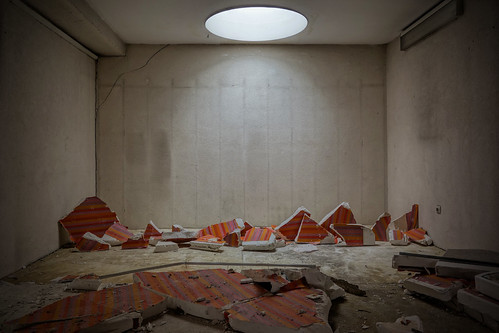 Urbex Art ! | by Steph Land