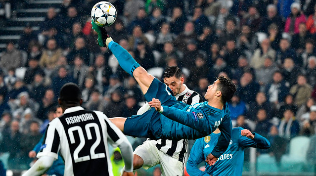 Com gol antológico de Ronaldo, Real arrasa Juventus na Itália e encaminha vaga na Liga