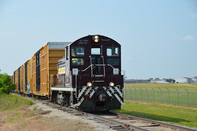 At Jenks Oklahoma, the Tulsa -Sapulpa Union Railway is well on its way to Tulsa to swap cars with the Union Pacific.