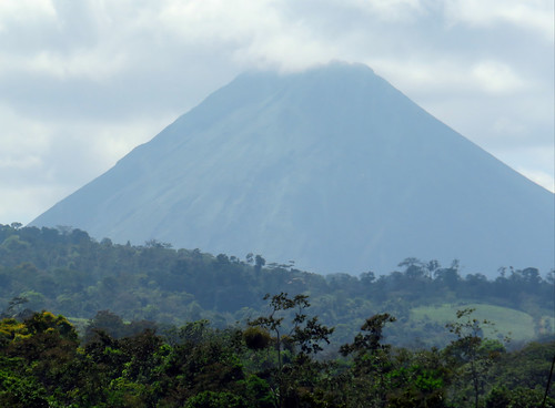 2018 alajuela lafortuna costarica arenal volcano