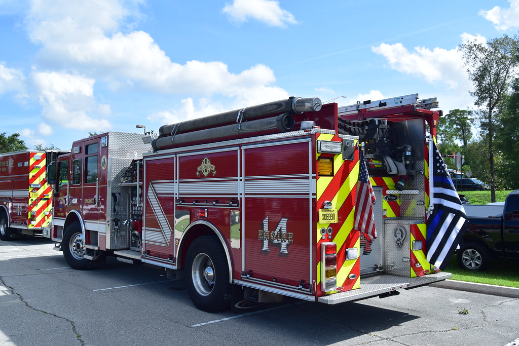Kissimmee Fl Fire Engine 14 rear attending the Kissimmee P… | Flickr