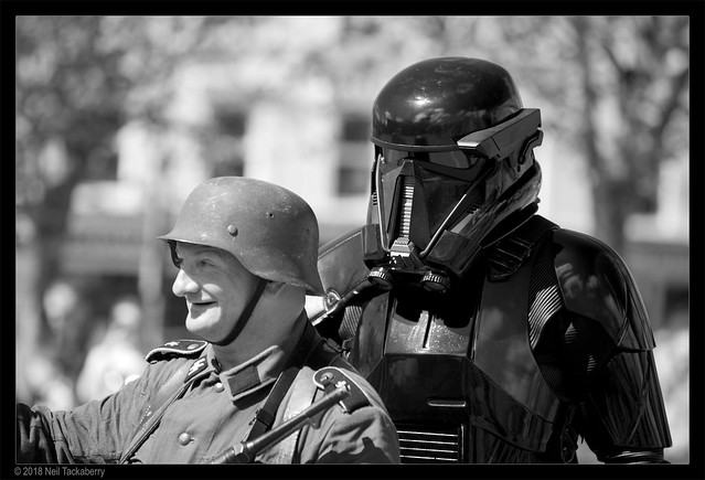 Death Troopers are pussies... he's right behind me isn't he?