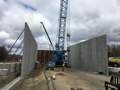 Pre Set Panel Setting panels | On March 30, 2018, crews set precast panels… | Flickr