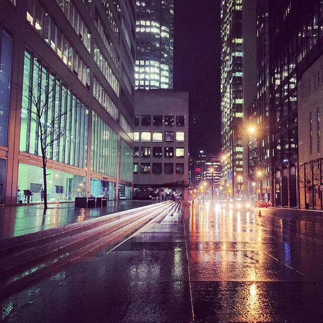 A rainy night in Toronto. . . . . . #iphonesia #city_explore #guardiancities #createcommune #citybestpics #thecreative #heatercentral #longexposure_shots #agameoftones #longexpo #neverstopexploring #torontolifestyle #seemycity #igerstoronto #illgrammers #