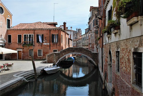 2017 venecia venezia italia italy patrimoniodelahumanidad worldheritage canal agua water escalera puente bridge reflejo reflection