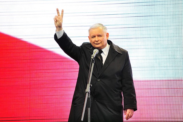 4 rocznica Smolenska pod Palacem prezydenckim