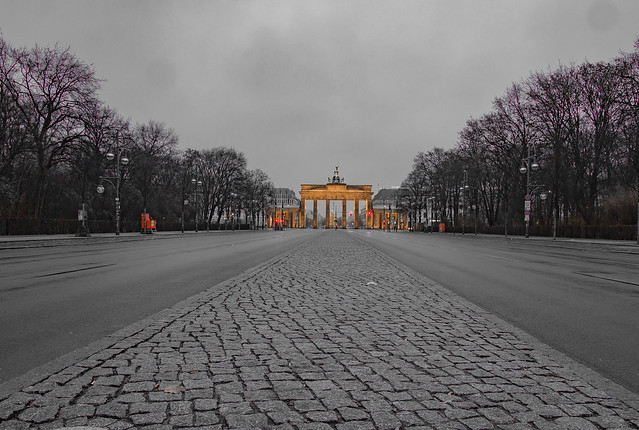 Brandenburg Gate and Unter den Linden Boulevard,  Berlin, Germany
