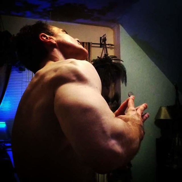Alone 💪 2017 💪 A Recent Photo Of Myself 💪 Took This Photo - 5 Months Ago 💪 Please Check Out My Pages On  Instagram / Facebook / Twitter & Others On The Internet💪 Bradley Enfield 💪