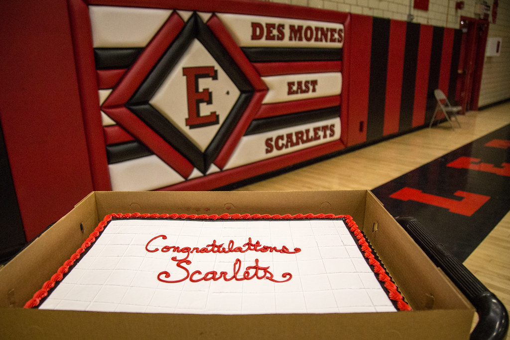 Scarlets Sign Scarlets Sign College Letters of Intent | Even though it was… | Flickr