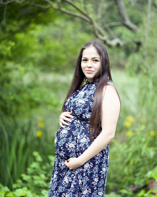 Tania pregnancy photo set