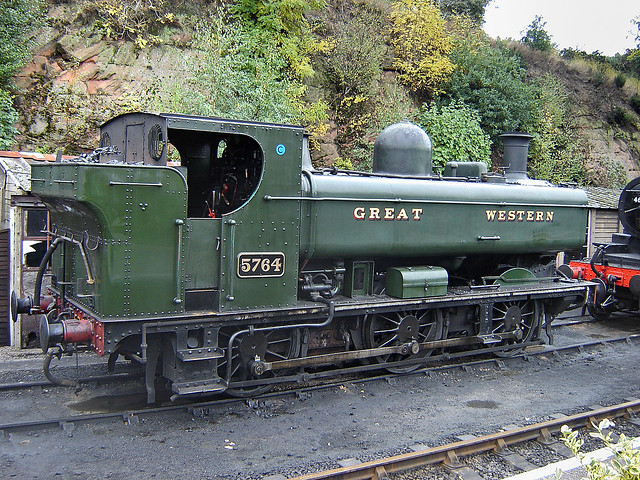 GWR 5700 Class 0-6-0PT 5764, Bewdley - 14 Oct 2005