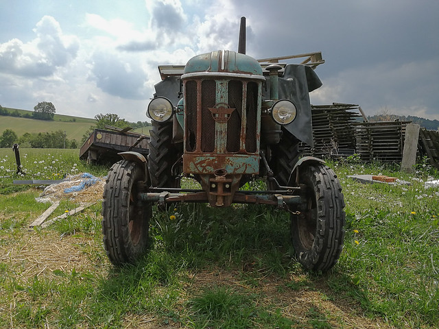 Old traktor