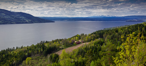 skaret tyrifjorden buskerud norway lake forest farm water scenery view landscape trees mountains panorama norge innsjø sollihøgda