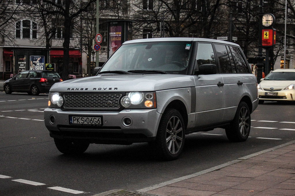Poland (Koscian) Land Rover Range Rover Location