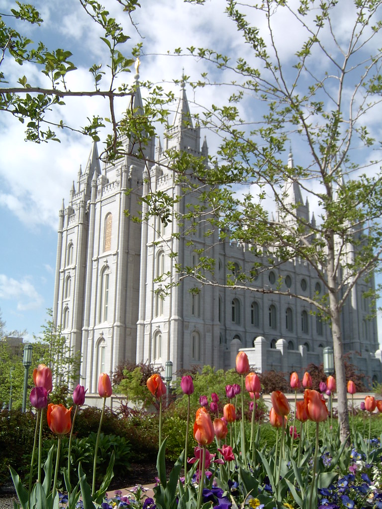 Salt Lake City - Temple with Tulips | Spring time in Salt La… | Flickr