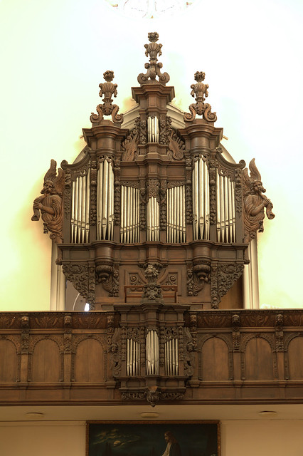 Bollezeele, Nord, Flandre, Église Saint Wandrille, organ