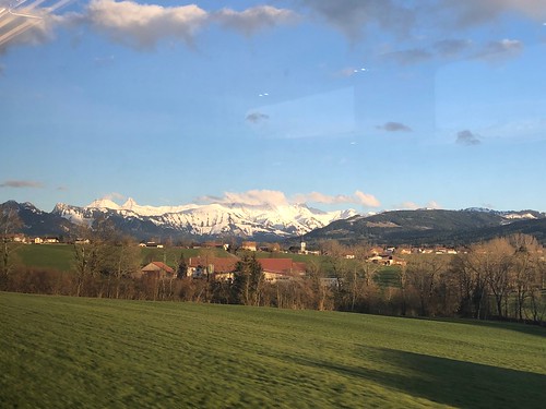 svizzera schweiz suisse neige sexy sex iphonex paysage view mountain montagne alpes fribourg fr lagruyère greierz gruyère