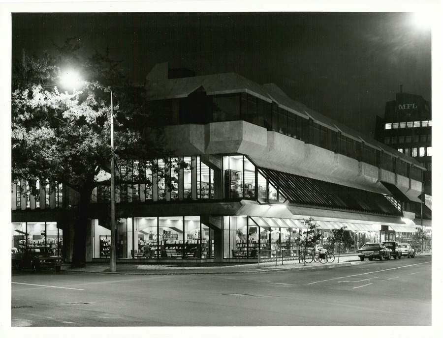 Canterbury Public Library, Gloucester Street, Christchurch, 1982
