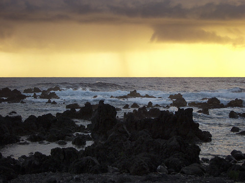 hawaii october 2002 bigisland laupahoehoebeach laupahoehoe camping ocean shore morning island