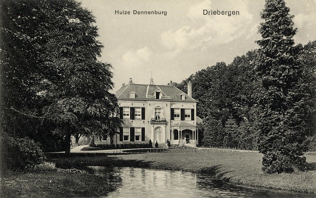 Gezicht op de voorzijde van het landhuis Dennenburg (Engweg 34) te Driebergen uit het noordoosten (bron: Het Utrechts Archief)