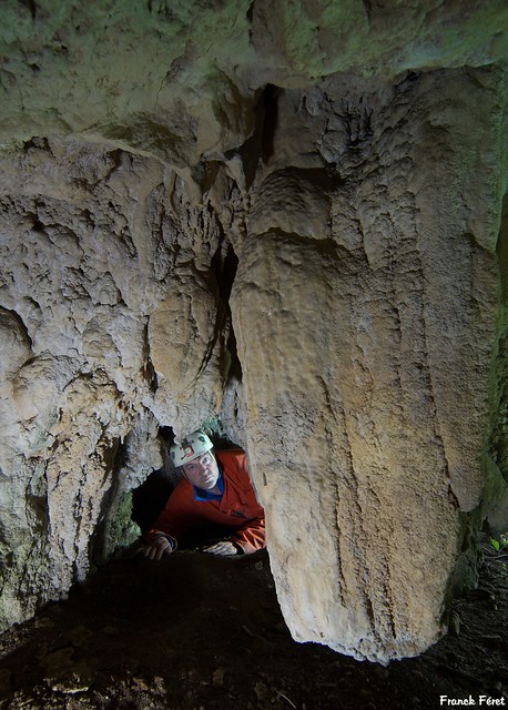 Pendeloque dans la Grotte de la Cascade du Moulin de la Roche - Fertans (inedite)