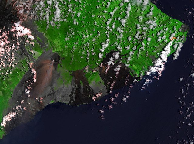 Landsat image of current volcanic activity on Hawaii, Hawaii.