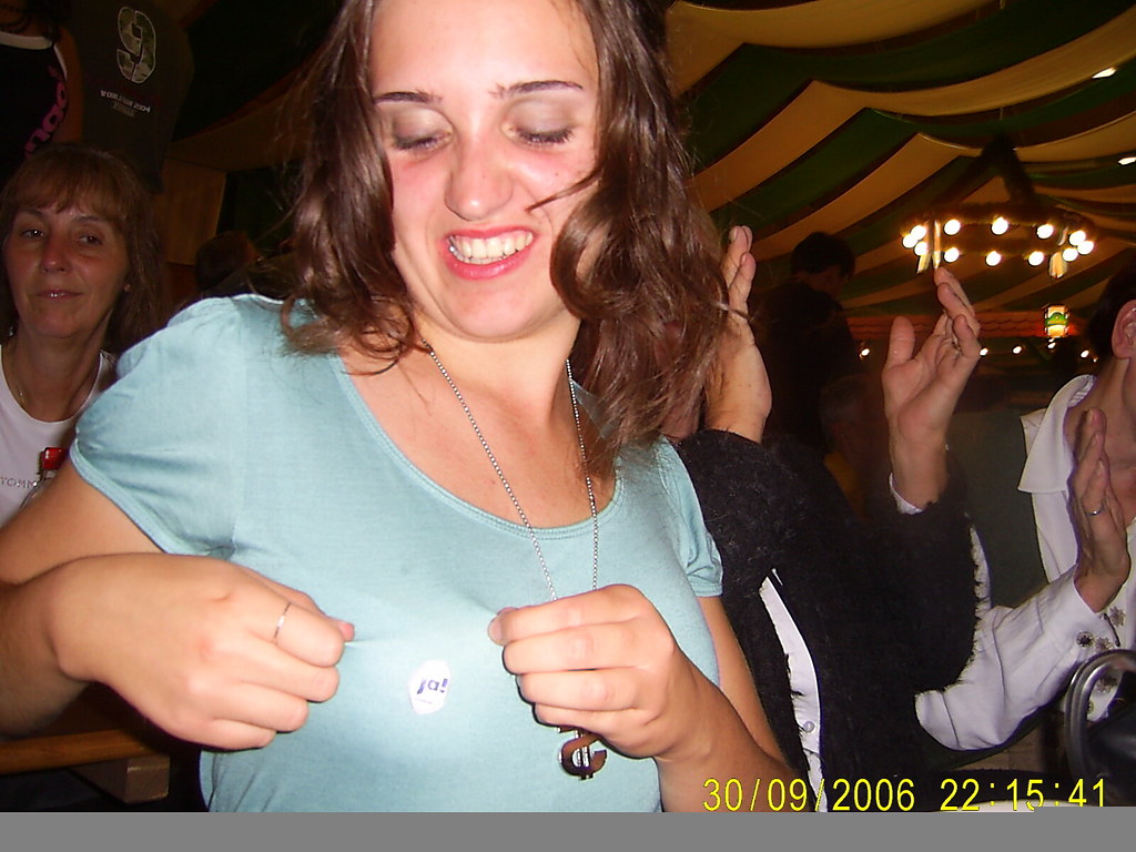 Hilarious Girl - Yeah! Look at me and my sticker! - A Good Friend Of Gnarls Monkey