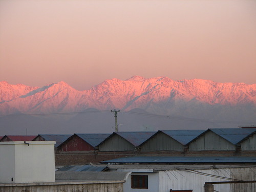 world thanksgiving city morning pink snow afghanistan mountains rose sunrise canon soldier is scenery wide powershot wandering s2 hindukush worldwidewandering